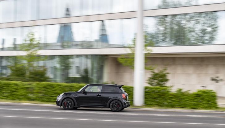 Mini John Cooper Works 1to6 Edition: la sportiva diventa più esclusiva - Foto 48 di 67