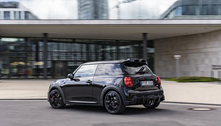 Mini John Cooper Works 1to6 Edition: la sportiva diventa più esclusiva - Foto 33 di 67