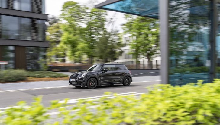 Mini John Cooper Works 1to6 Edition: la sportiva diventa più esclusiva - Foto 63 di 67