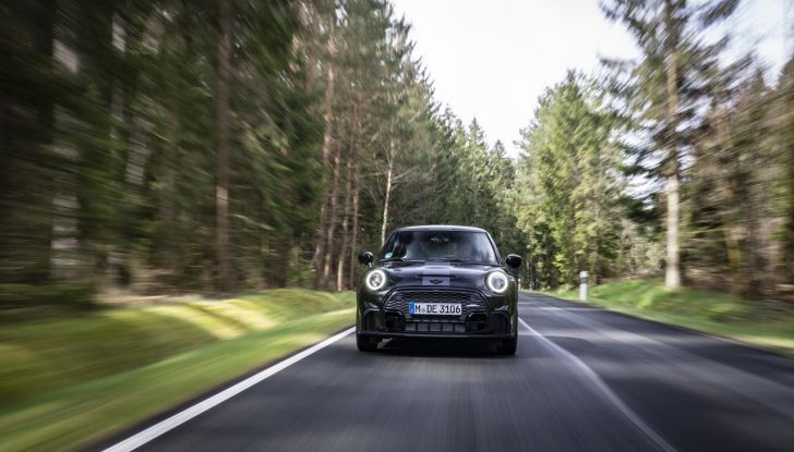 Mini John Cooper Works 1to6 Edition: la sportiva diventa più esclusiva - Foto 23 di 67
