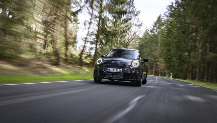 Mini John Cooper Works 1to6 Edition: la sportiva diventa più esclusiva - Foto 62 di 67