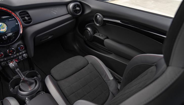 Mini John Cooper Works 1to6 Edition: la sportiva diventa più esclusiva - Foto 8 di 67