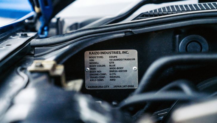 Nissan Skyline GT-R R34 di Fast & Furious 4 venduta all’asta a 1,35 milioni di dollari - Foto 3 di 18