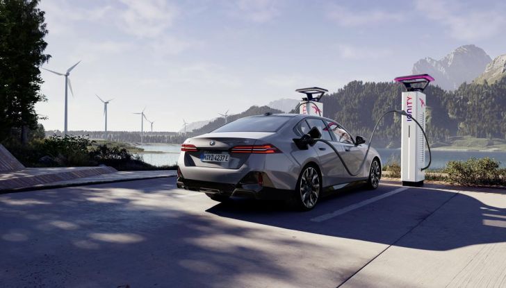 Nuova BMW Serie 5: svelata l’ultima generazione della berlina - Foto 5 di 140