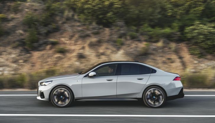 Nuova BMW Serie 5: svelata l’ultima generazione della berlina - Foto 43 di 140