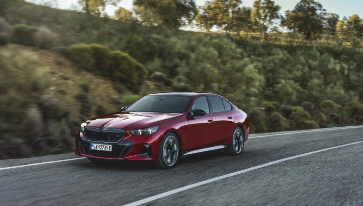 Nuova BMW Serie 5: svelata l’ultima generazione della berlina - Foto 102 di 140