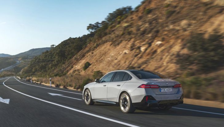 Nuova BMW Serie 5: svelata l’ultima generazione della berlina - Foto 71 di 140