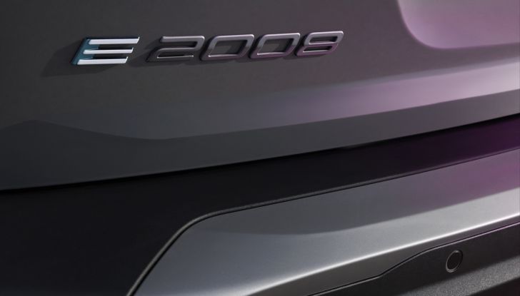 Nuovo Peugeot 2008: il SUV di segmento B si aggiorna con tante novità - Foto 8 di 14