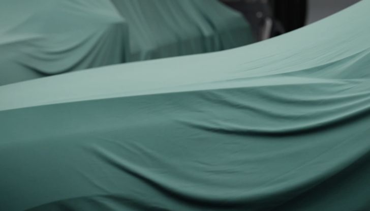 Skoda Superb 2024: la nuova generazione svelata in autunno - Foto 2 di 20