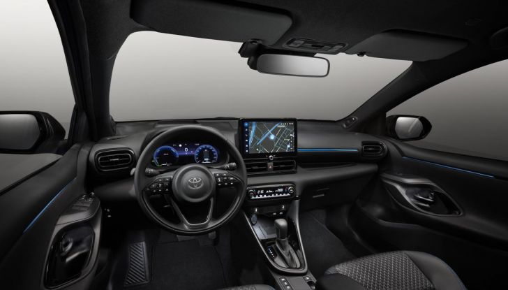 Toyota Yaris 2024: allestimenti, motori e prezzi - Foto 2 di 21