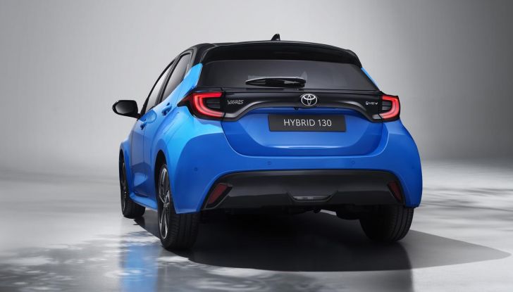 Toyota Yaris 2024: allestimenti, motori e prezzi - Foto 7 di 21