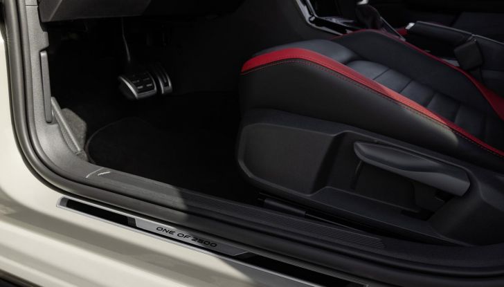 Volkswagen Polo GTI Edition 25: il brand celebra i 25 anni della vettura con un’edizione speciale - Foto 12 di 16