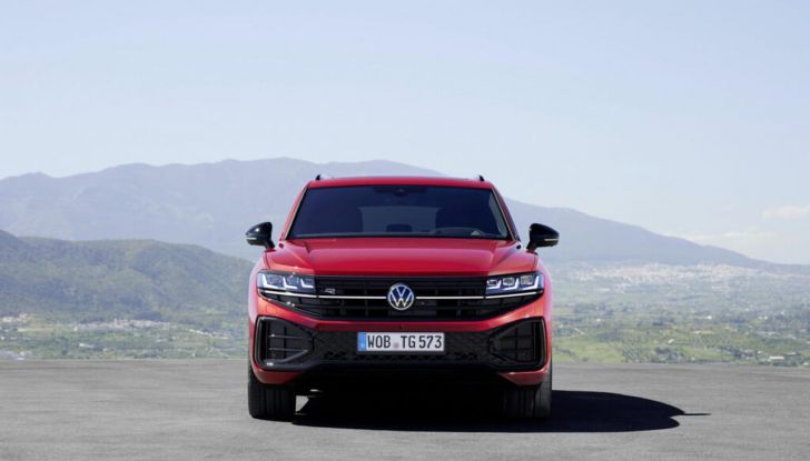 Volkswagen Touareg 2024 restyling: motori, allestimenti, prezzi - Foto 59 di 73