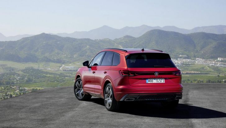 Volkswagen Touareg 2024 restyling: motori, allestimenti, prezzi - Foto 60 di 73