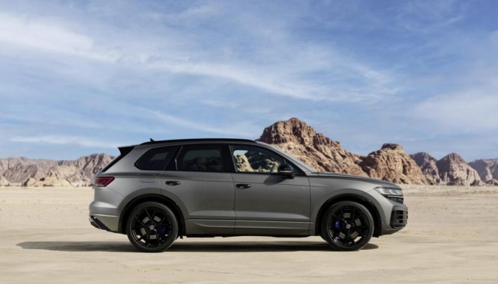 Volkswagen Touareg 2024 restyling: motori, allestimenti, prezzi - Foto 21 di 73