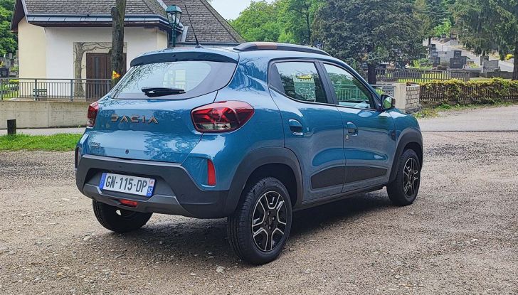 Dacia Spring Extreme: prova su strada e autonomia della city-car elettrica - Foto 4 di 19