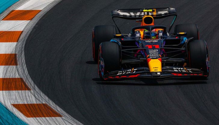 F1 2023, GP Miami: schianto per Ferrari e Leclerc, Perez vola in pole position - Foto 1 di 10
