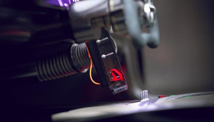 Alfa Romeo P7: un designer immagina una nuova hypercar a idrogeno - Foto 16 di 21