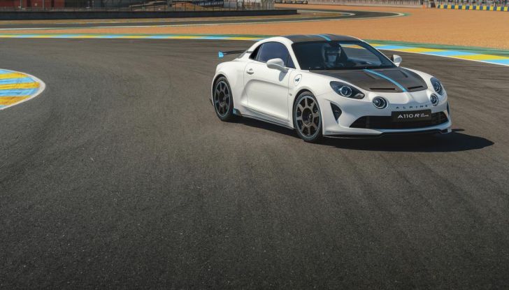 Alpine A110 R Le Mans: debutta la nuova versione speciale in sole 100 unità - Foto 9 di 28