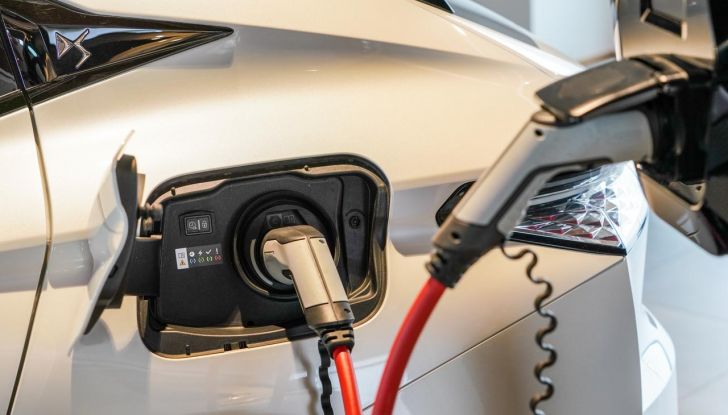 DS Automobiles apre nel weekend i DS Store italiani - Foto 20 di 27