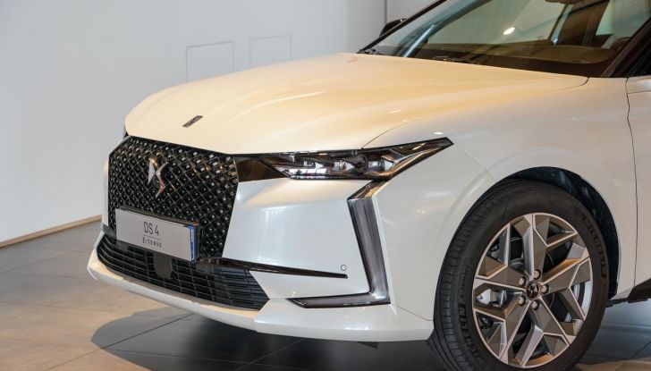 DS Automobiles apre nel weekend i DS Store italiani - Foto 24 di 27