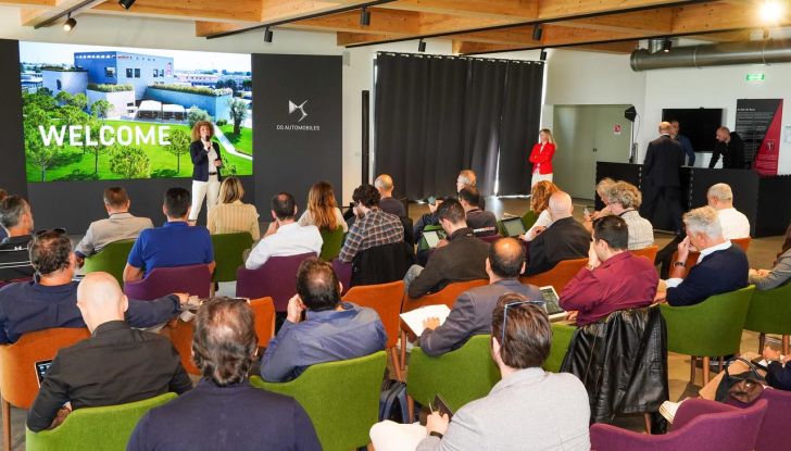 DS Automobiles apre nel weekend i DS Store italiani - Foto 10 di 27