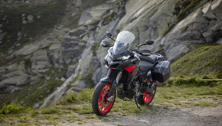 Ducati Multistrada V2 S: arriva la nuova livrea Thrilling Black & Street Grey - Foto 6 di 6