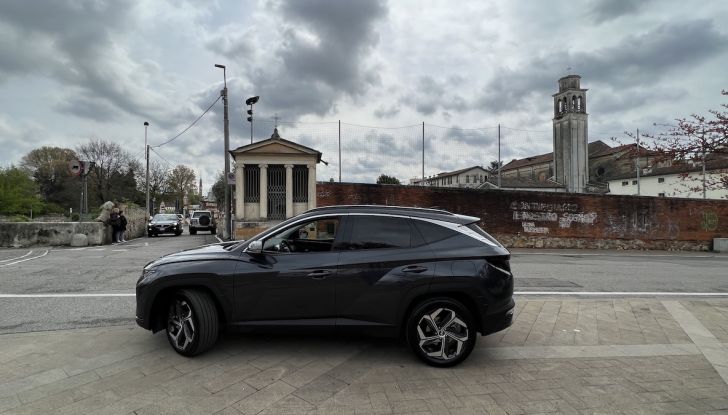 Hyundai Tucson Hybrid, provata su strada con soddisfazione! - Foto 28 di 71