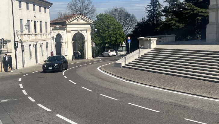 Hyundai Tucson Hybrid, provata su strada con soddisfazione! - Foto 41 di 71