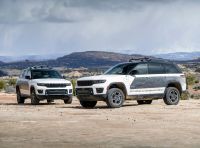 Jeep Grand Cherokee 4xe: partiti i test su guida autonoma e AI