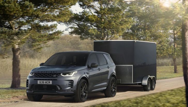 Land Rover Discovery Sport 2024