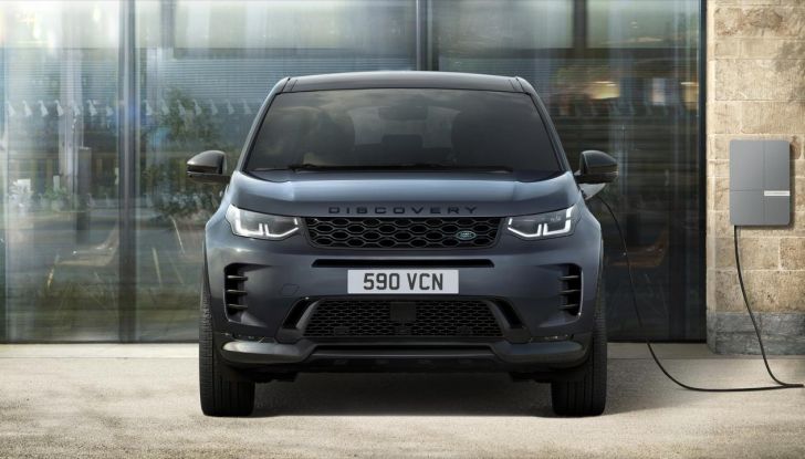 Land Rover Discovery Sport: debutta il model year 2024 con diverse novità - Foto 14 di 42