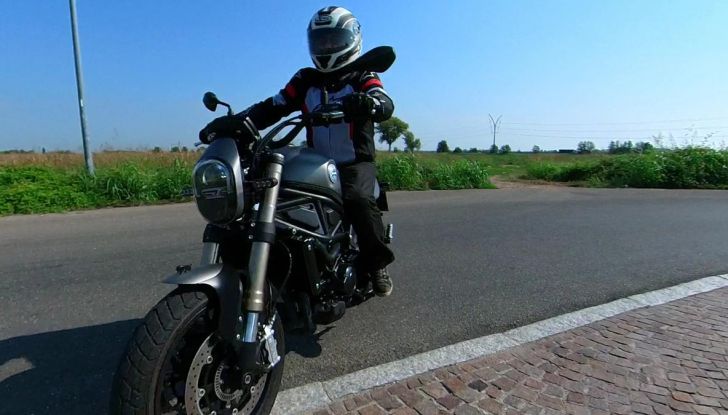 Benelli Leoncino 800, prova su strada per ruggire di piacere - Foto 1 di 34