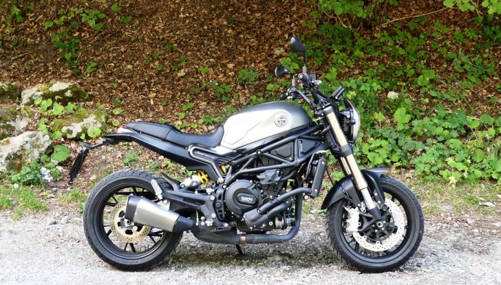 Benelli Leoncino 800, prova su strada per ruggire di piacere - Foto 17 di 34