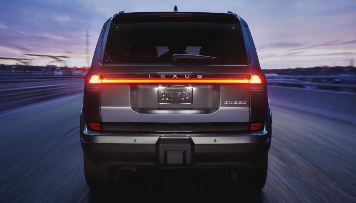 Lexus GX 2024: debutta la nuova generazione del SUV off-road - Foto 128 di 130