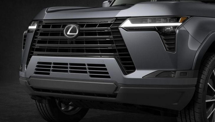 Lexus GX 2024: debutta la nuova generazione del SUV off-road - Foto 23 di 130