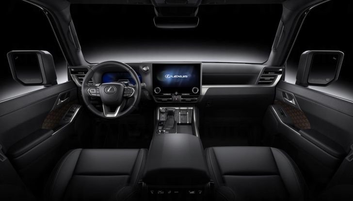 Lexus GX 2024: debutta la nuova generazione del SUV off-road - Foto 14 di 130