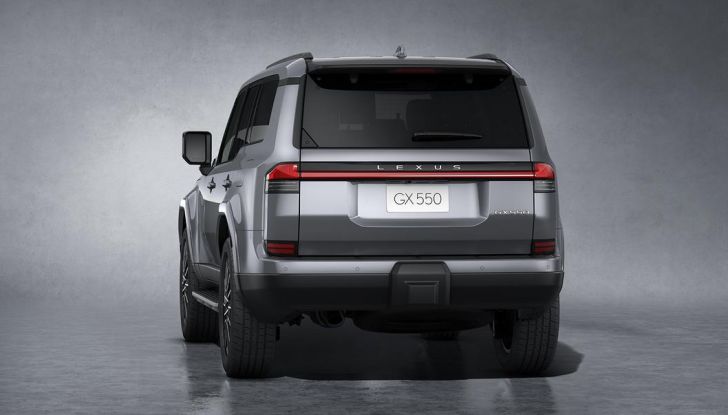 Lexus GX 2024: debutta la nuova generazione del SUV off-road - Foto 11 di 130
