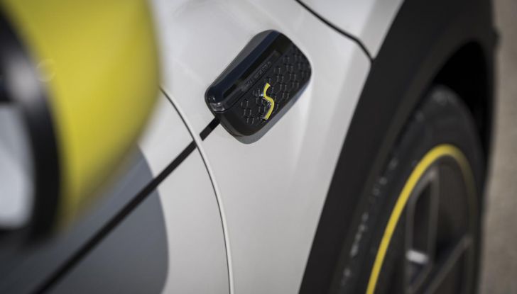 Mini Cooper SE: debutta la nuova versione speciale Elettrifigata - Foto 57 di 61