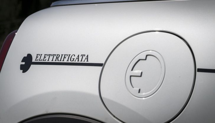 Mini Cooper SE: debutta la nuova versione speciale Elettrifigata - Foto 45 di 61