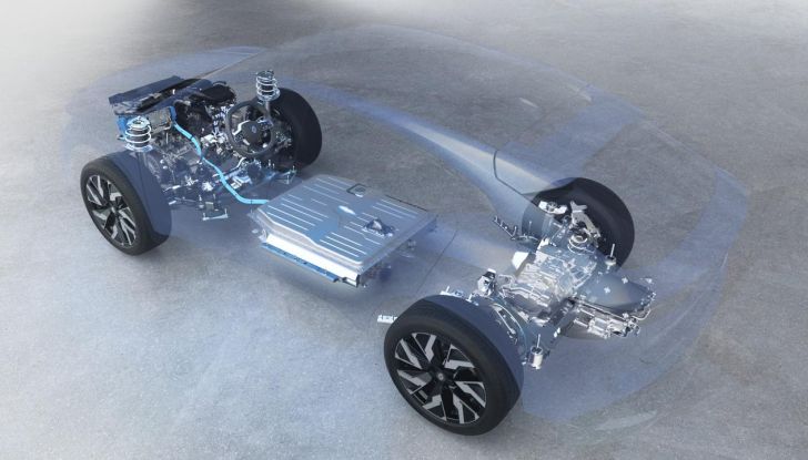 Renault Rafale E-Tech Full Hybrid: prezzi di listino in Italia - Foto 45 di 73