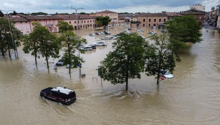 Alluvione Emilia Romagna: tutti i mezzi speciali impiegati - Foto 8 di 8