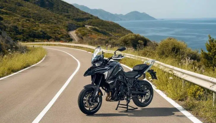 Benelli TRK 702 e TRK 702X: promozione super fino ad aprile 2024 - Foto 2 di 12