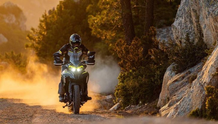 Benelli TRK 702 e TRK 702X: promozione super fino ad aprile 2024 - Foto 6 di 12