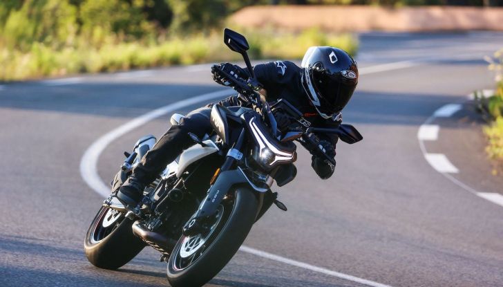 CF Moto presenta la 800NK Sport e la 800NK Advanced - Foto 4 di 14