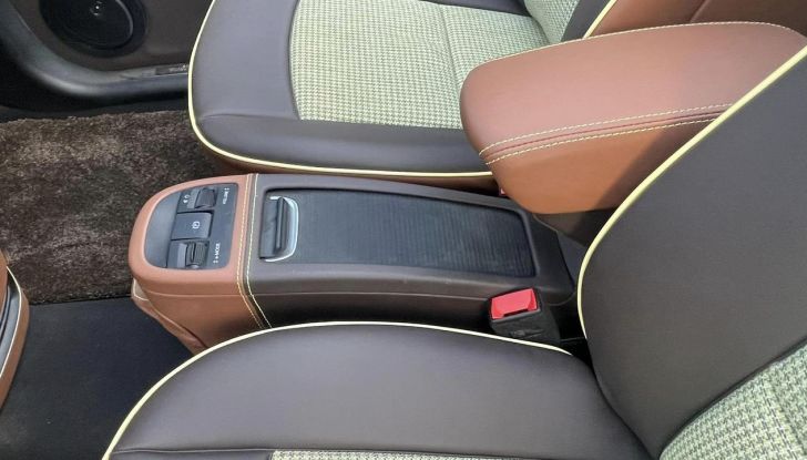 Castagna Tender2: la Fiat 500 Elettrica diventa una one-off per un hotel - Foto 4 di 18