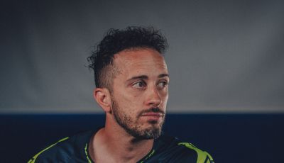 Andrea Dovizioso, leggenda della MotoGp, è il nuovo Brand Ambassador ELF