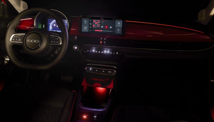 Fiat 600e: debutta il nuovo crossover elettrico di segmento B - Foto 44 di 45