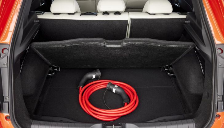 Fiat 600e: debutta il nuovo crossover elettrico di segmento B - Foto 21 di 45