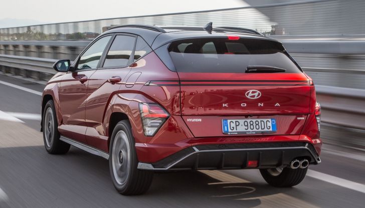 Nuova Hyundai Kona Full Hybrid provata su strada - Foto 4 di 20